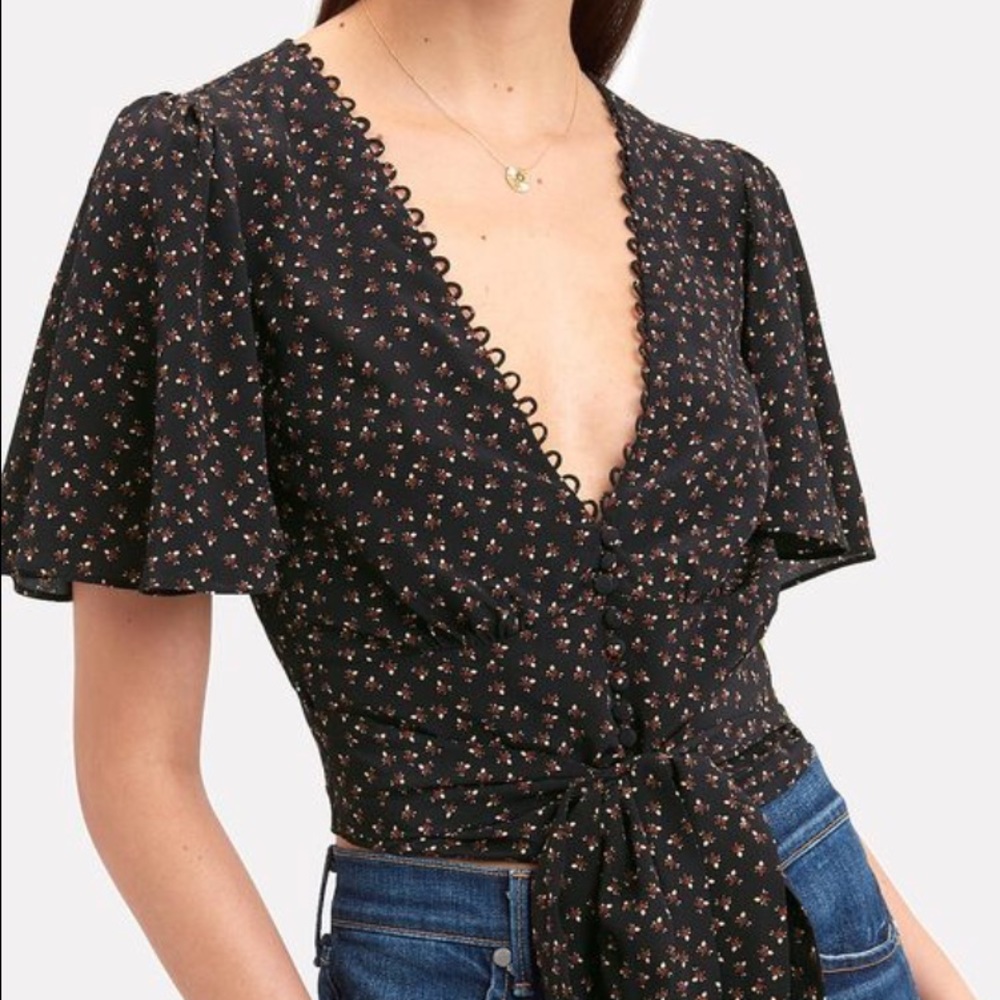 Floral print tie waist blouse